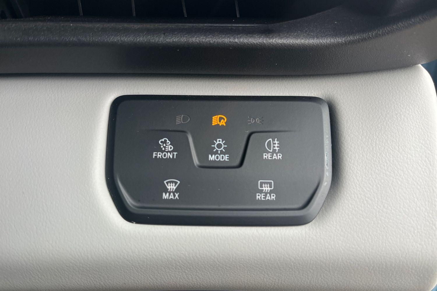 Ford Explorer Photo 28