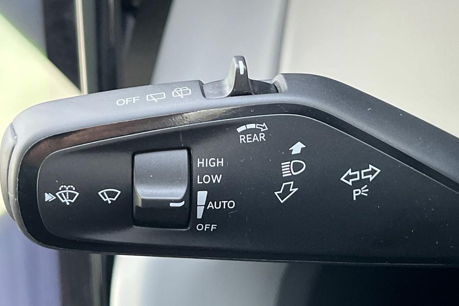 Ford Explorer Photo autoimg-49825e459978b82a322502b8532812acb6281c2c.jpg