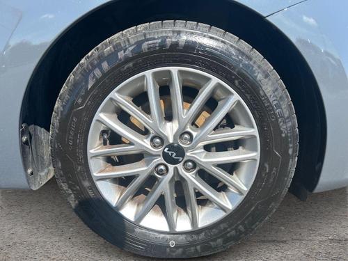 Kia RIO Photo autoimg-4986bfbf27fb63bbe5f221587544e7e42c969d84.jpg