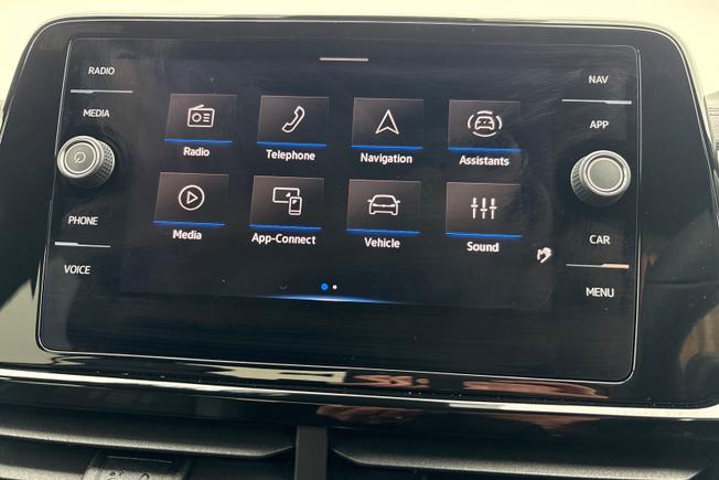 Volkswagen T-Roc Photo 29
