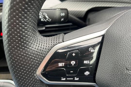 Volkswagen Golf Photo autoimg-498ece219d6a80f08c886230313c6d9c18187c6b.jpg