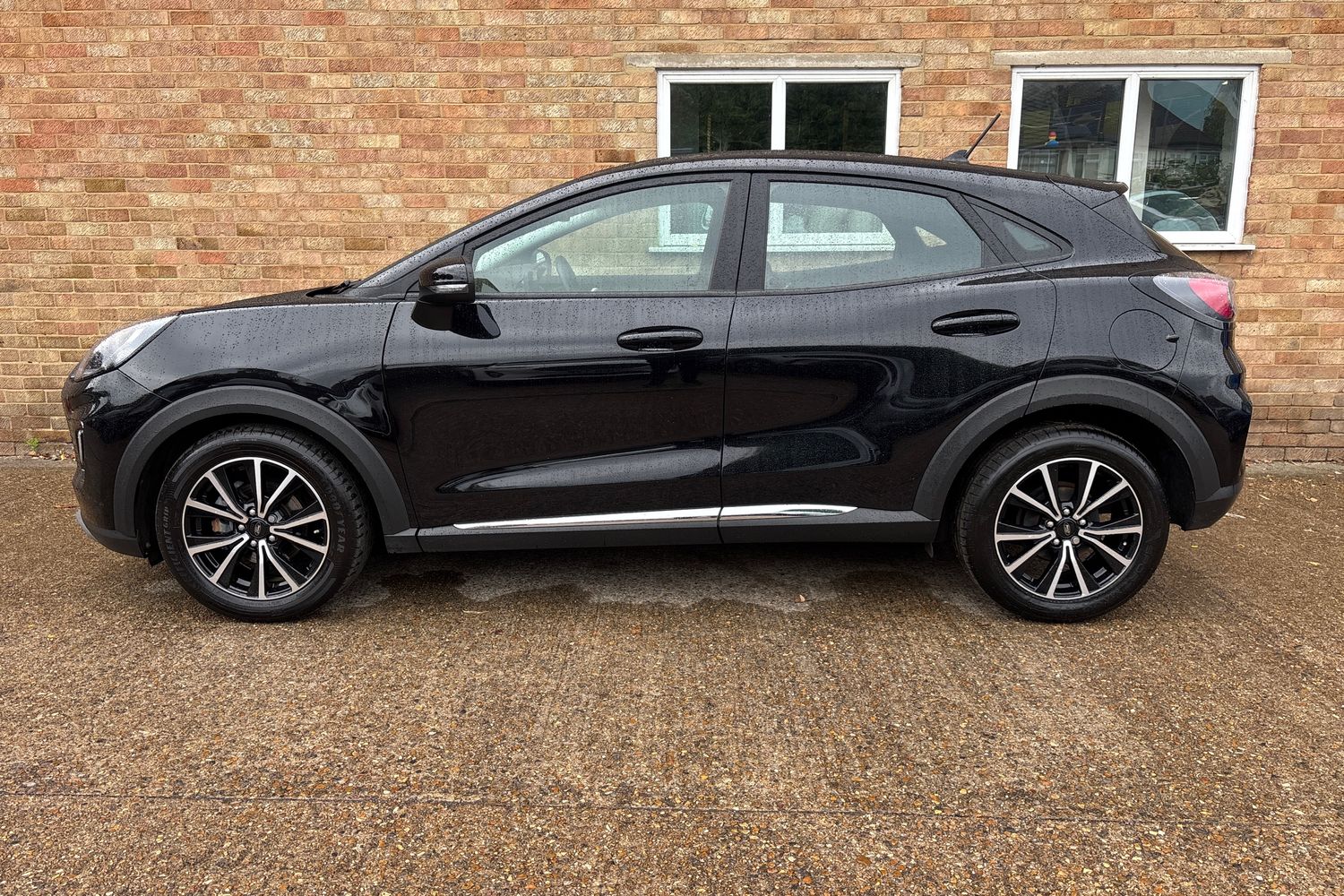 Ford Puma Photo 34