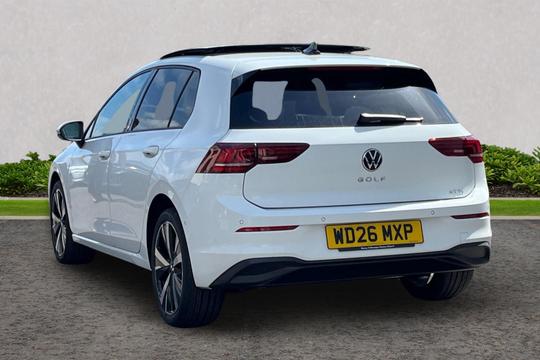 Volkswagen Golf Photo autoimg-49941f1f08c2d11995596fd8ff2772d4d742de00.jpg