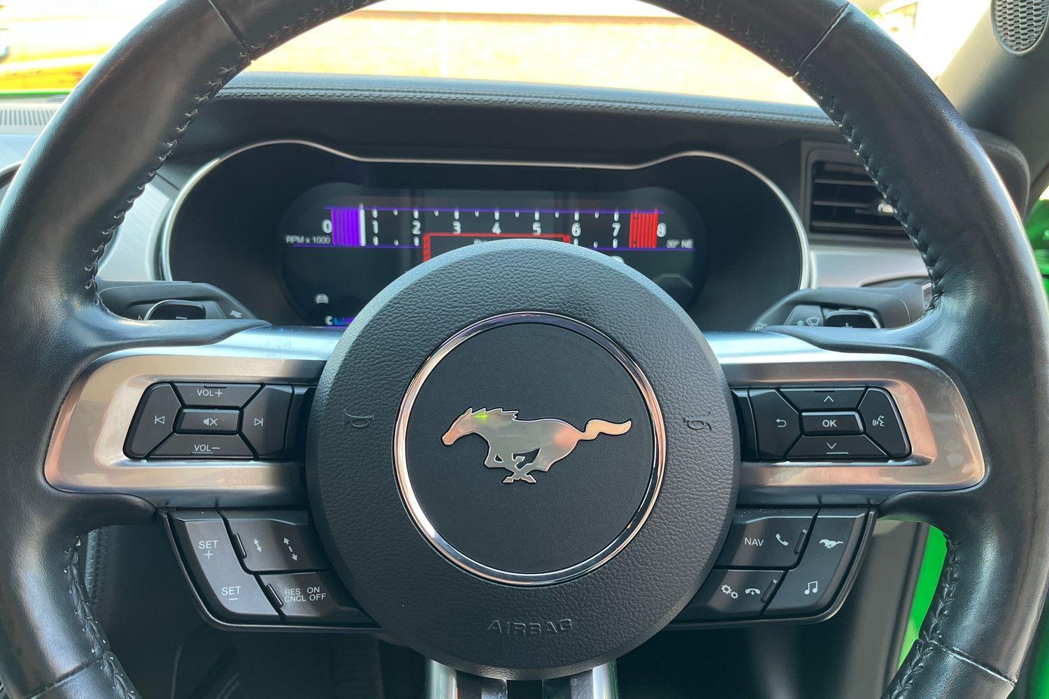 Ford Mustang Photo 11