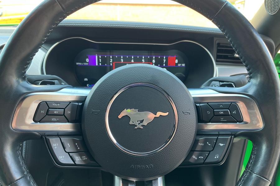Ford Mustang Photo autoimg-49994212bc083cfb2ef337c908df6fb62e7f1e49.jpg