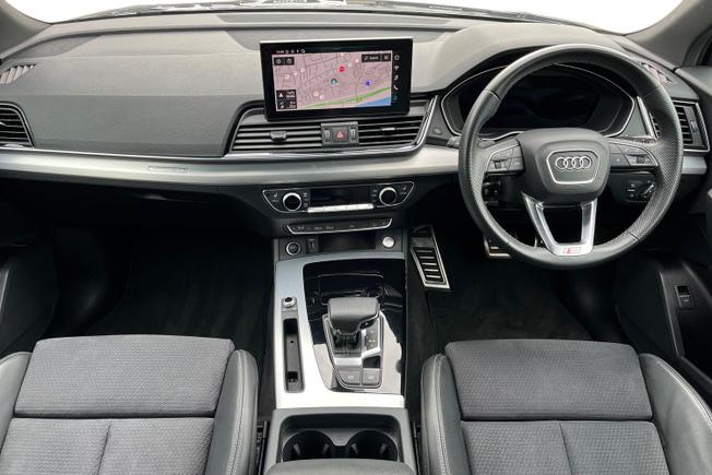 AUDI Q5 Photo 11
