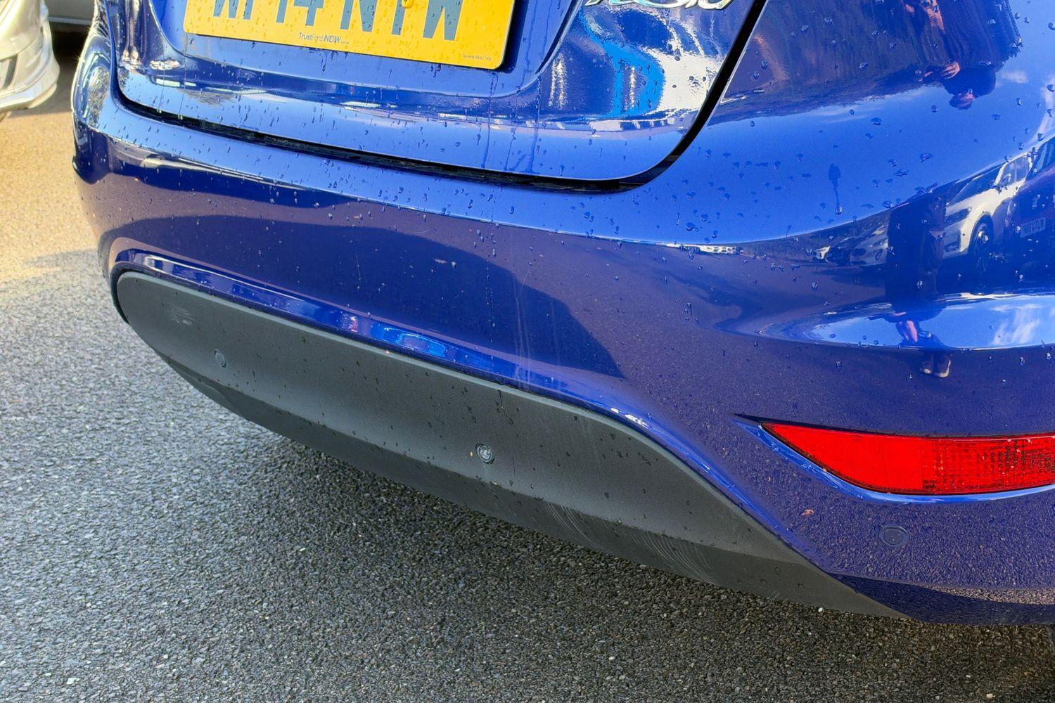 Ford FIESTA Photo 22