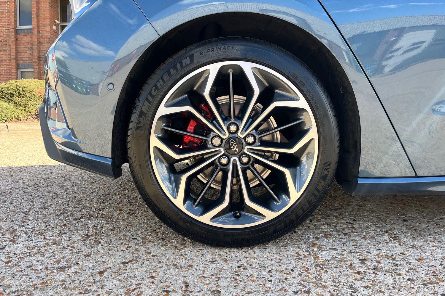 Ford Focus Photo 7