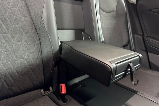 VOLKSWAGEN Tiguan Photo 31