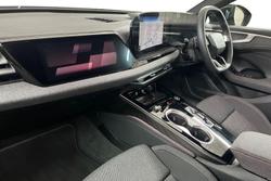 AUDI A6 Saloon Photo 2