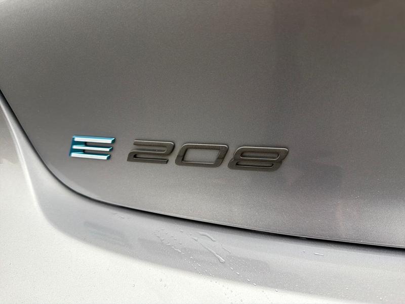 Used Peugeot E-208 YA73UYZ 28