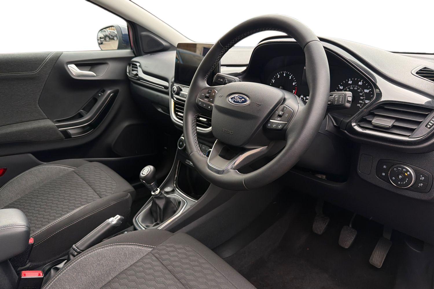 Ford PUMA Photo 8