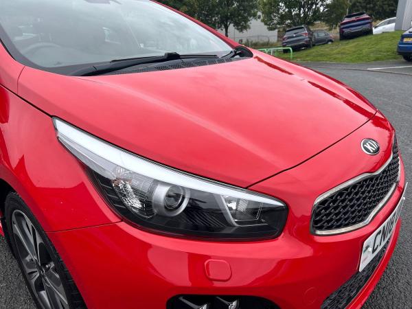 Kia Ceed Photo autoimg-49b333f35614736cc5911fea89b8d93e21fc48da.jpg