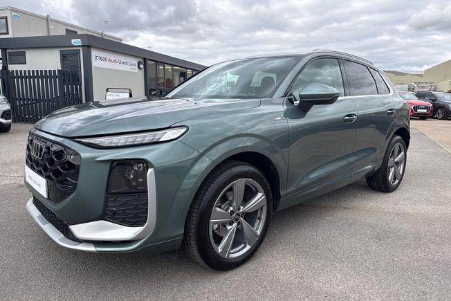 Audi Q3 Photo 25
