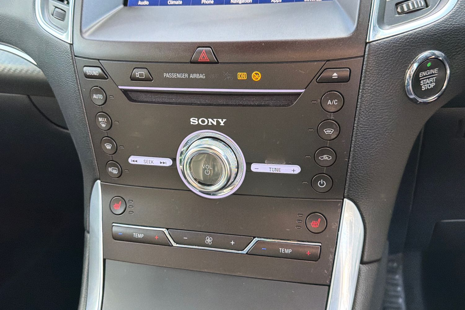 Ford S-Max Photo 28