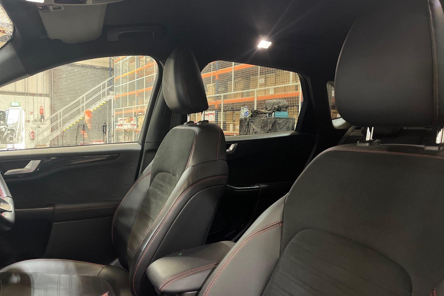 Ford KUGA Photo 18