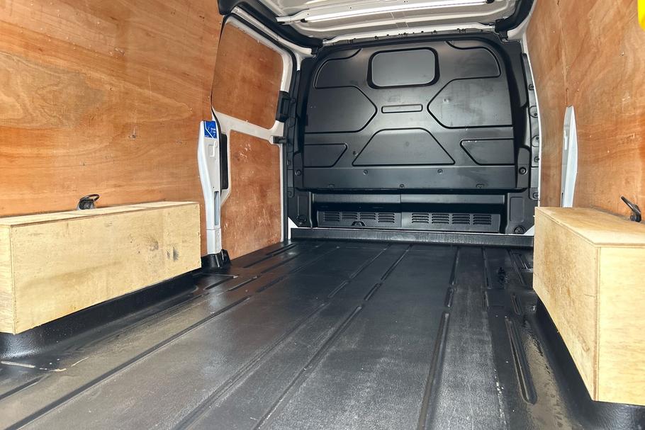 Used Ford TRANSIT CUSTOM NL23PXA 30