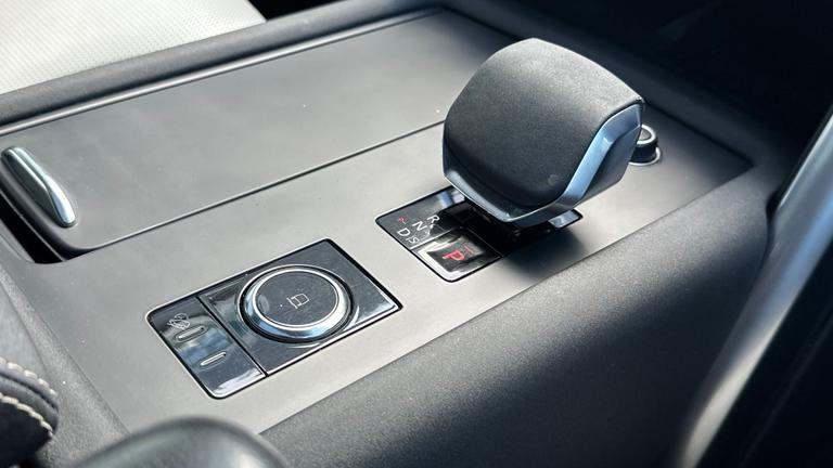 Used Land Rover Discovery WL73ARZ 13