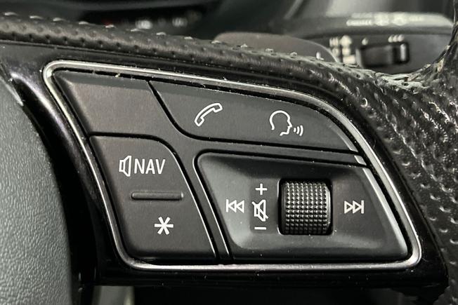 AUDI SQ2 Photo 17