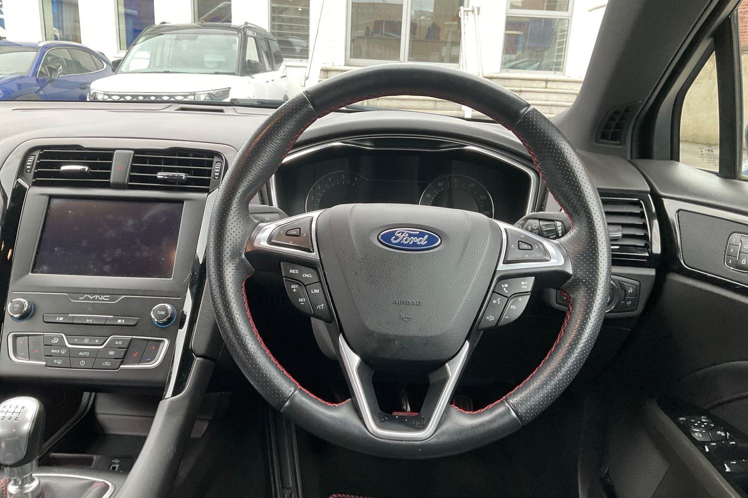 Ford MONDEO Photo 11
