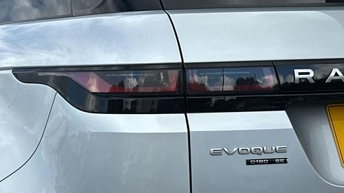 Land Rover Range Rover Evoque Photo autoimg-49ca62459fcfb82d73eddbe4a5bedb31e3d5e6e0.jpg