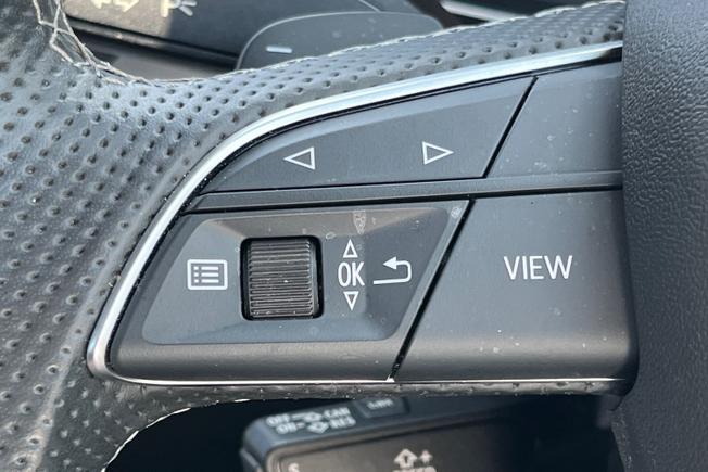 AUDI Q5 Photo 16