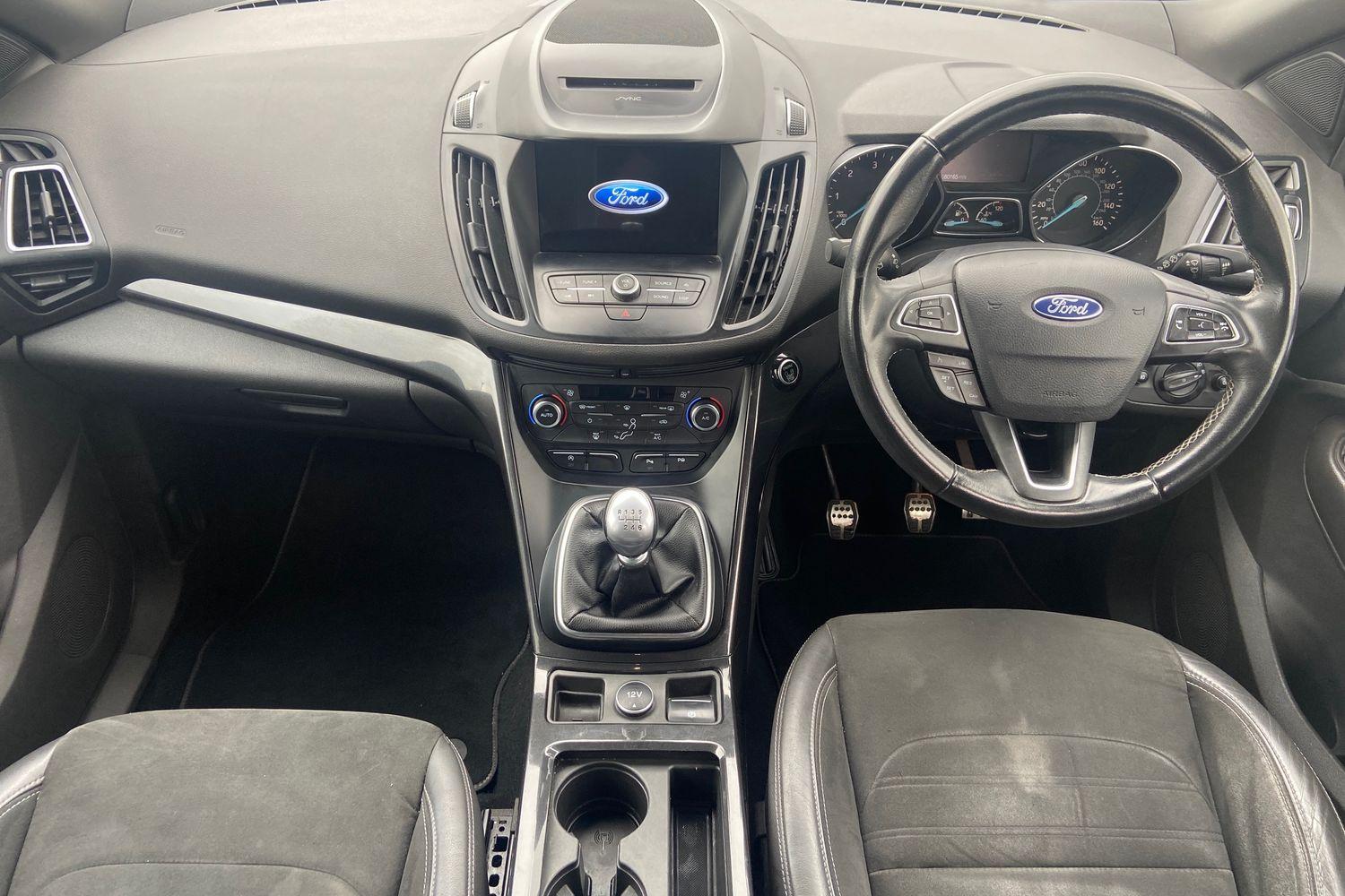 Ford KUGA Photo 9