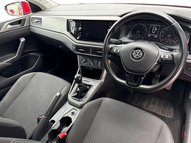 VOLKSWAGEN Polo Photo 6