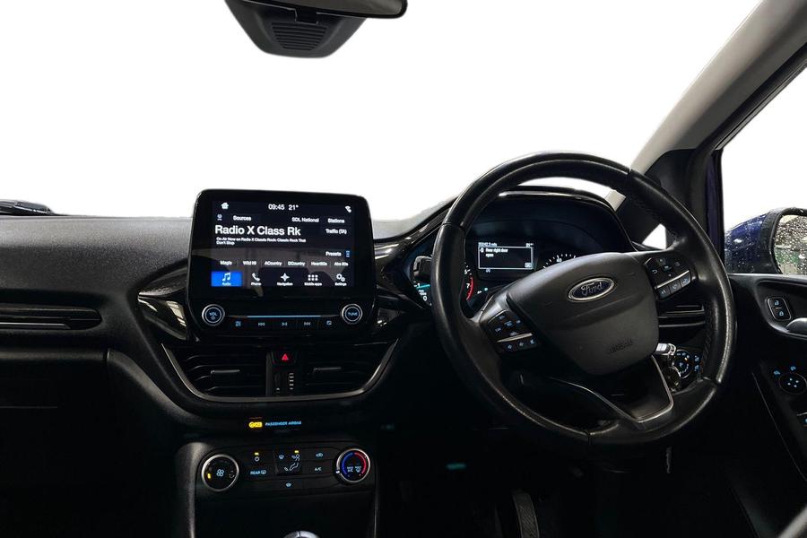 Ford FIESTA Photo autoimg-49d3d795149fd37eb5e55b449591b8e403699d9a.jpg