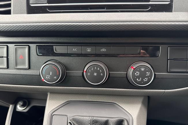 VOLKSWAGEN Transporter Photo 36