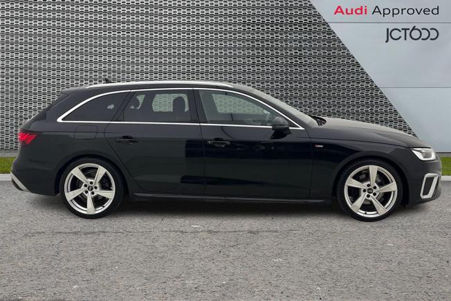 AUDI A4 Avant Photo 4