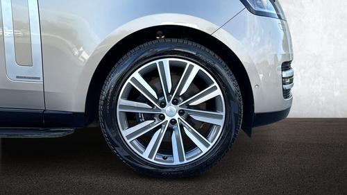 Land Rover Range Rover Photo autoimg-49d8e544b11a2ffb82b6d32500771233a8be73f2.jpg