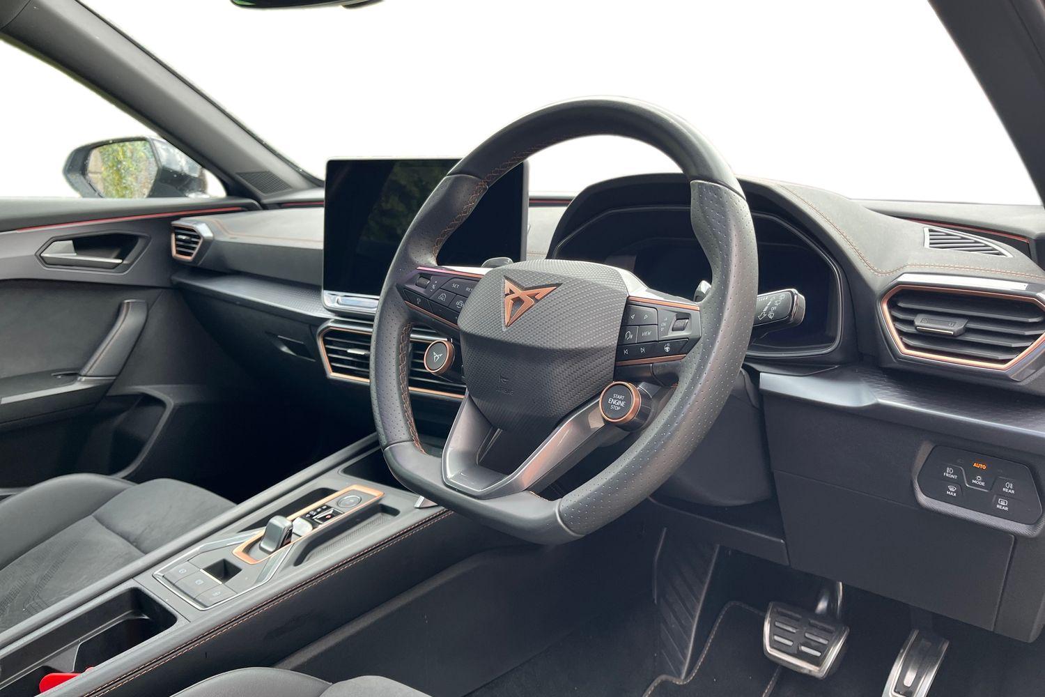 CUPRA FORMENTOR Photo 8