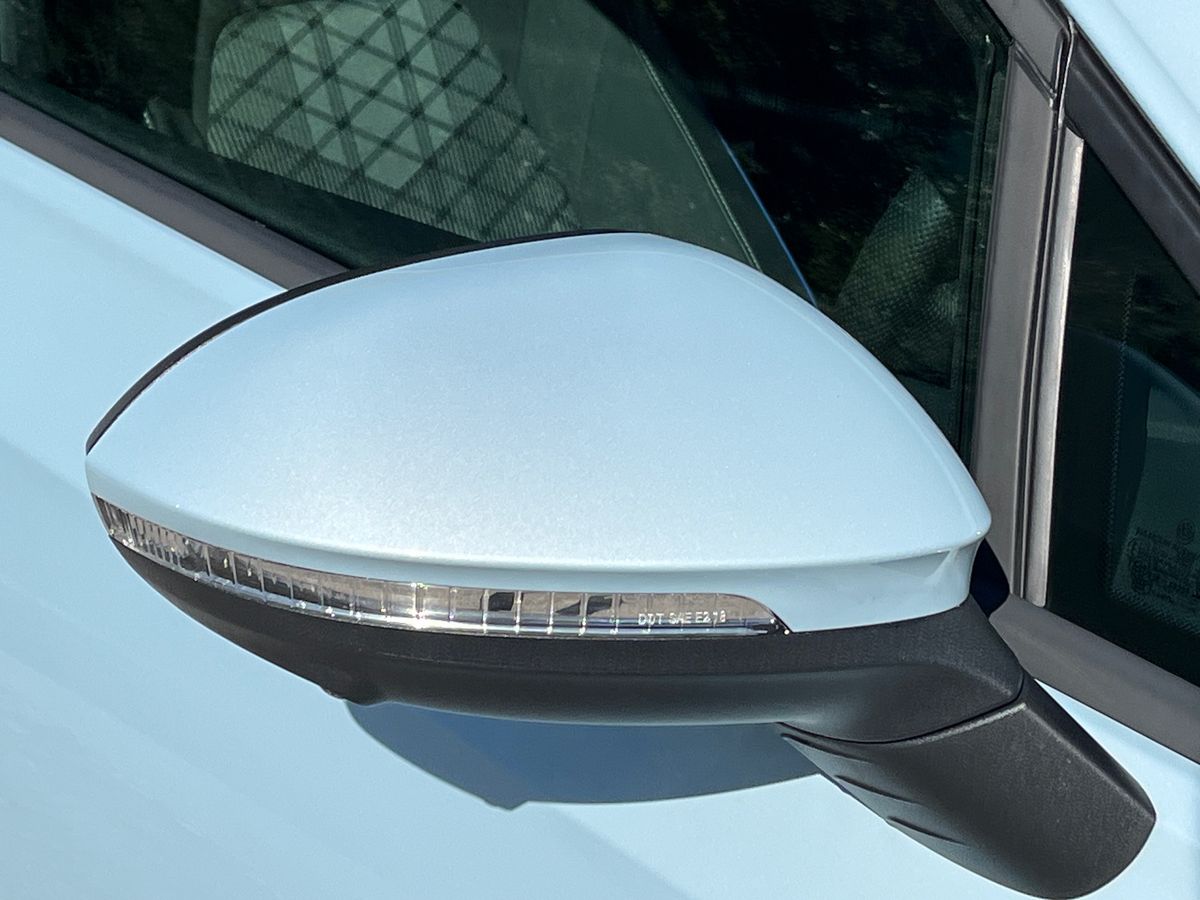 Volkswagen Golf Photo autoimg-49de28fbcacc81983c055c3565e38dbc57a34187.jpg