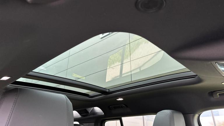 Used Land Rover Defender WF72FRC 21