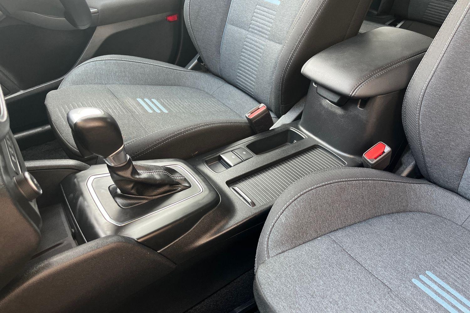 Ford FOCUS Photo 23