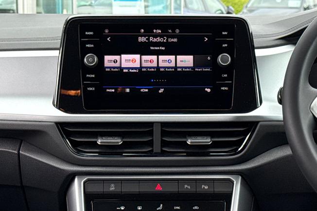 Volkswagen T-Roc Photo 39