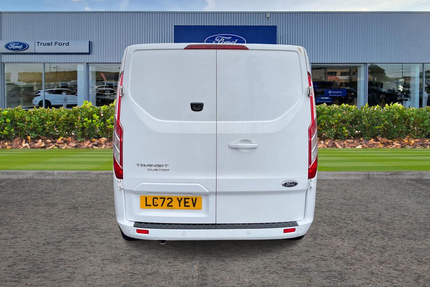 Ford TRANSIT CUSTOM Photo 11
