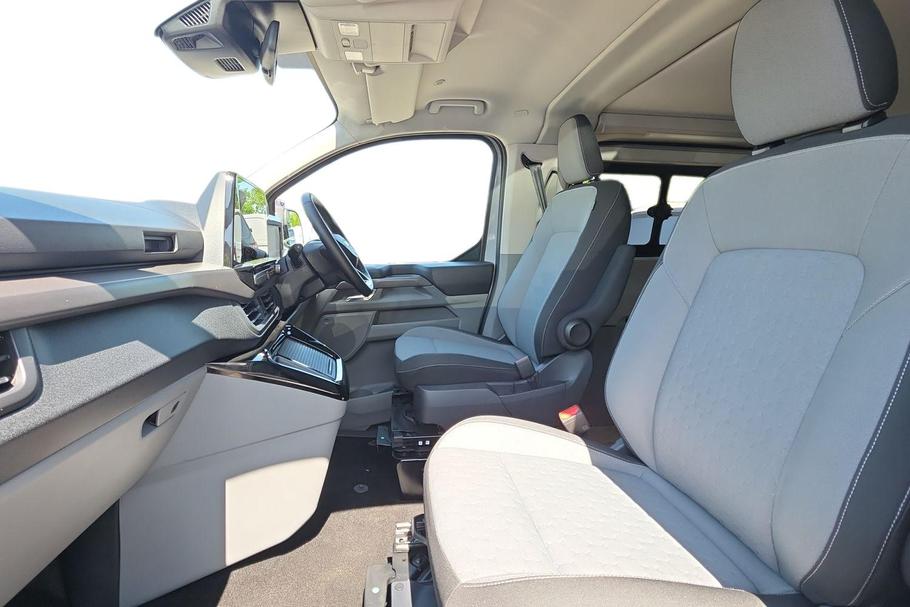 Used Ford TRANSIT CUSTOM NUGGET WO25UYN 10