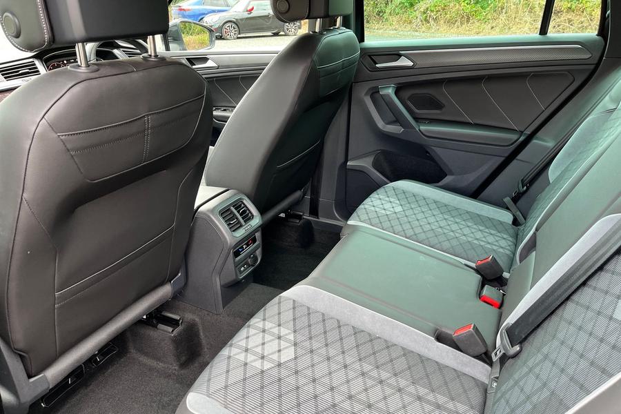Volkswagen TIGUAN Photo autoimg-49e962a2e22990e06893db48bf631cc4e756d6c1.jpg