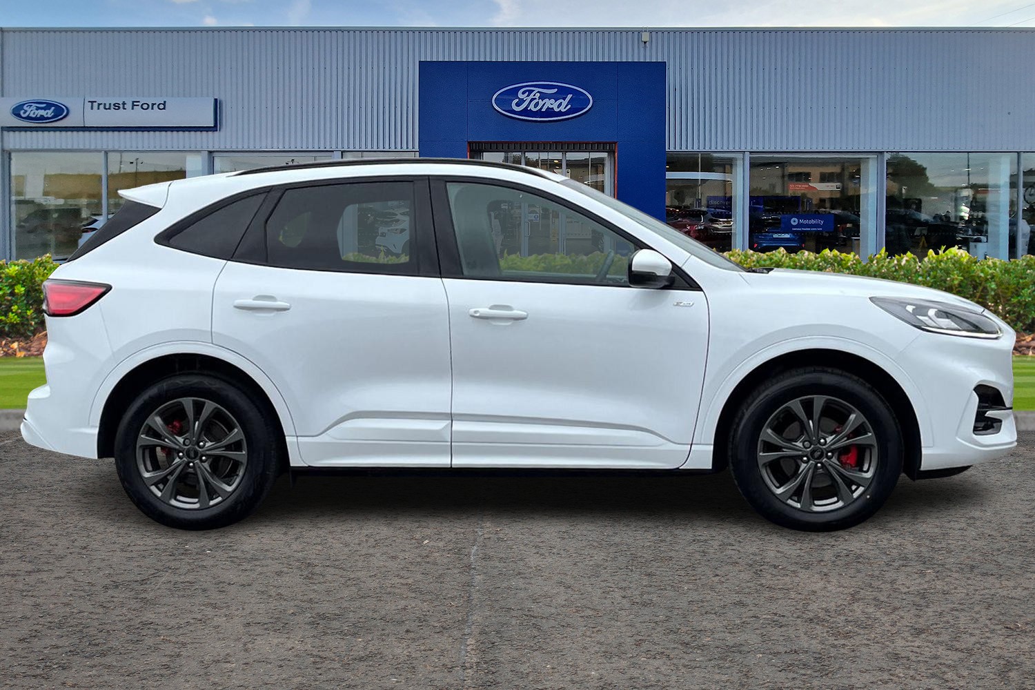 Ford Kuga Photo 2