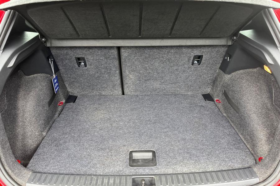 SEAT Arona Photo autoimg-49e9df4201ebcc3ba767d91c2c64c7d1e7e29272.jpg