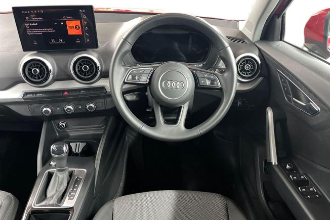 AUDI Q2 Photo 11
