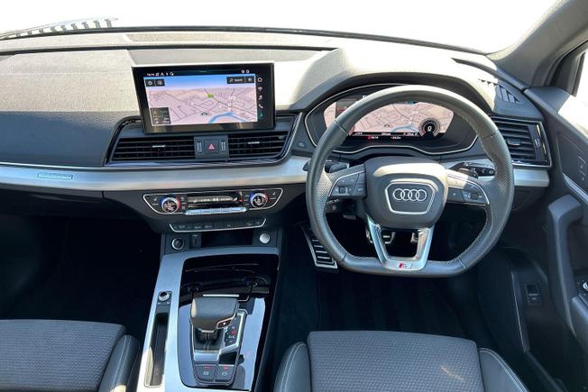 AUDI Q5 Photo 10