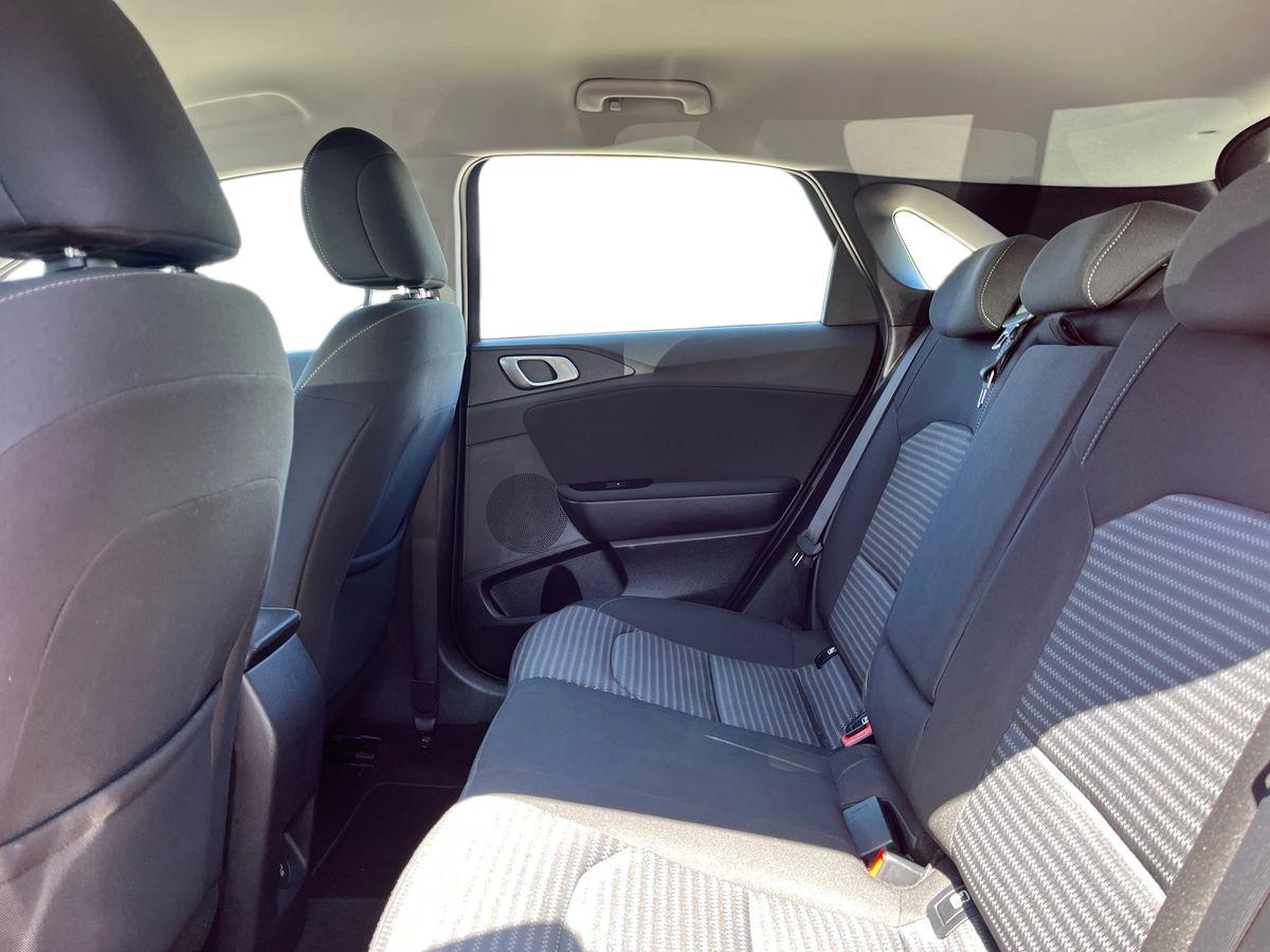 Kia Ceed Photo 3