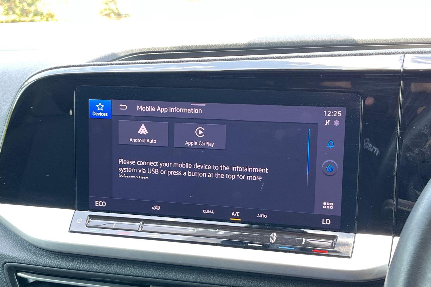 Ford TRANSIT CONNECT Photo 15