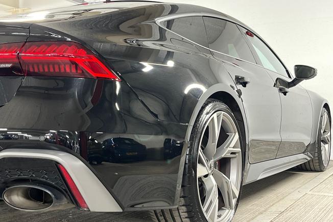 AUDI RS7 Photo 28