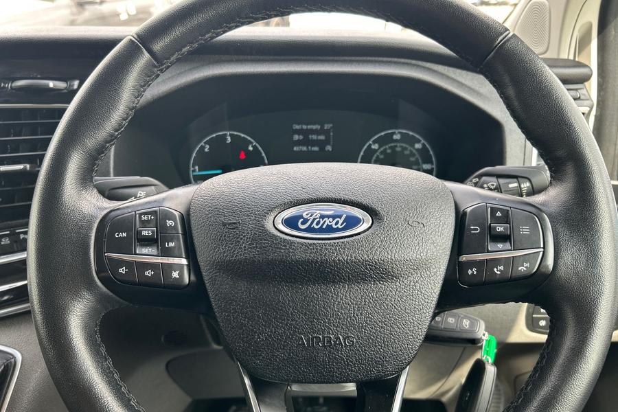 Ford TOURNEO CUSTOM Photo autoimg-49fad15c65d73812ac94b2d4ad5b0ec80907f9d9.jpg