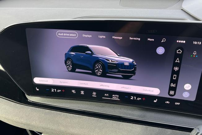 AUDI Q6 E-Tron Photo 36