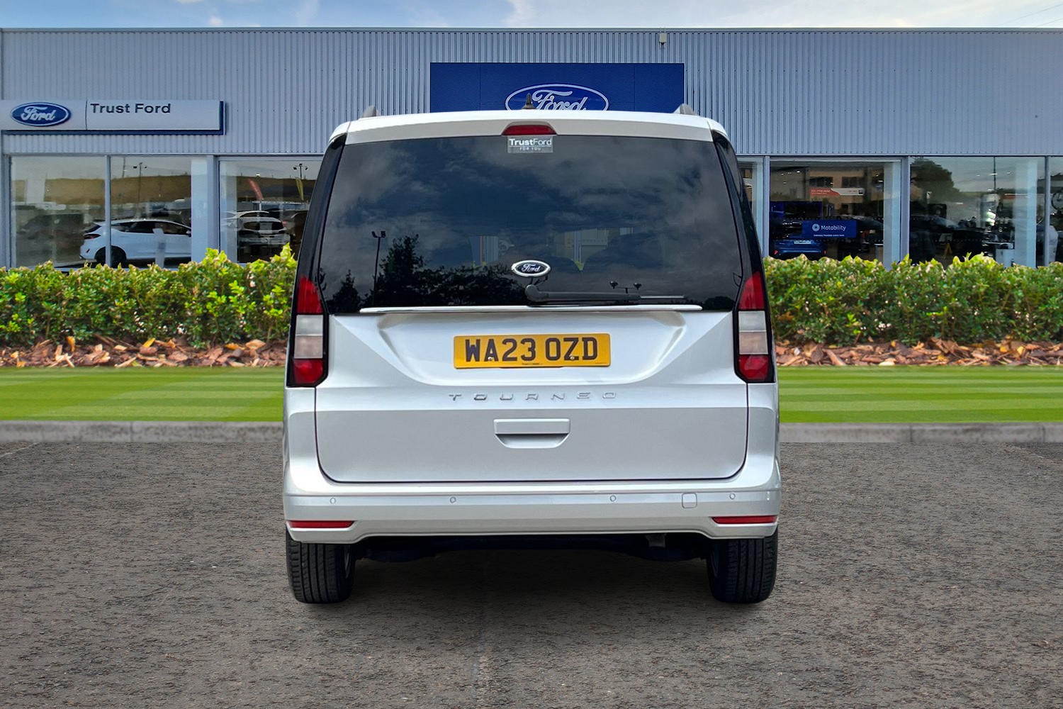 Ford TOURNEO CONNECT Photo 6